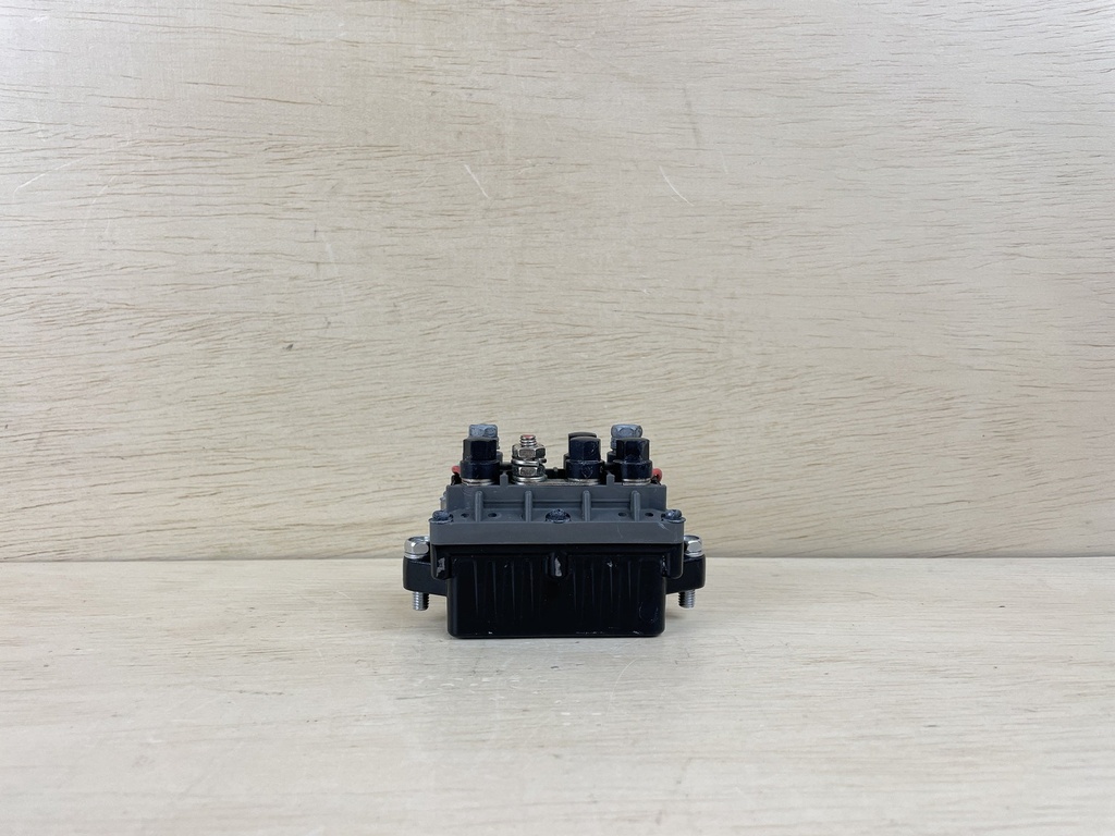 2015 Yamaha 250HP Outboard Trim And Tilt Relay Assembly 6AW-81950-00-00