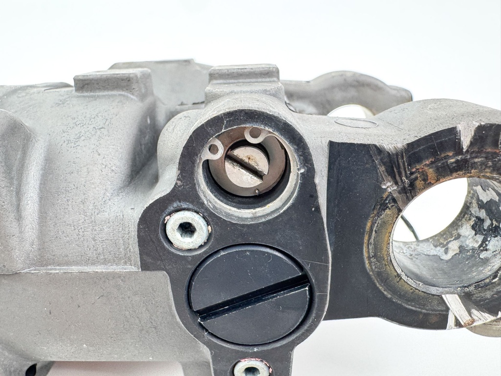 2006 Mercury 25 HP 4 Stroke Outboard Power Trim Tilt Unit 851873T03 OEM