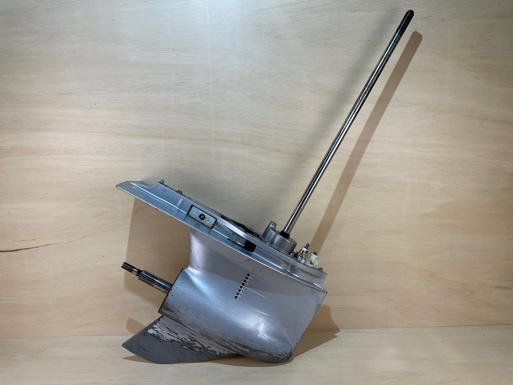 Mercury Verado 350HP 25" Gear Case Lower Unit RH 5.44 Torpedo - 8M0102481