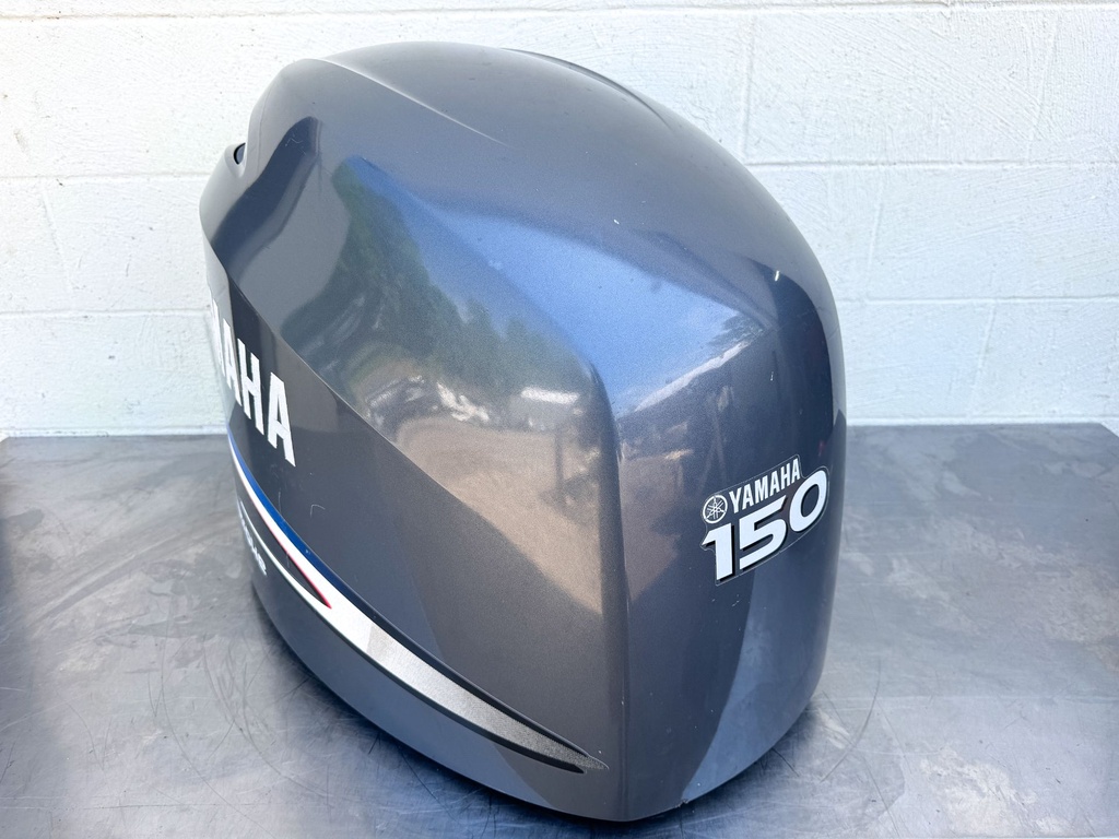 2004-2011 Yamaha 150HP 4 Stroke Outboard Top Cover Cowling Hood