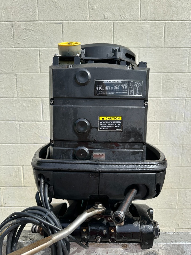 2004 Mercury 75HP 2 Stroke Outboard Engine W/ 20" Shaft - 75ELPTO