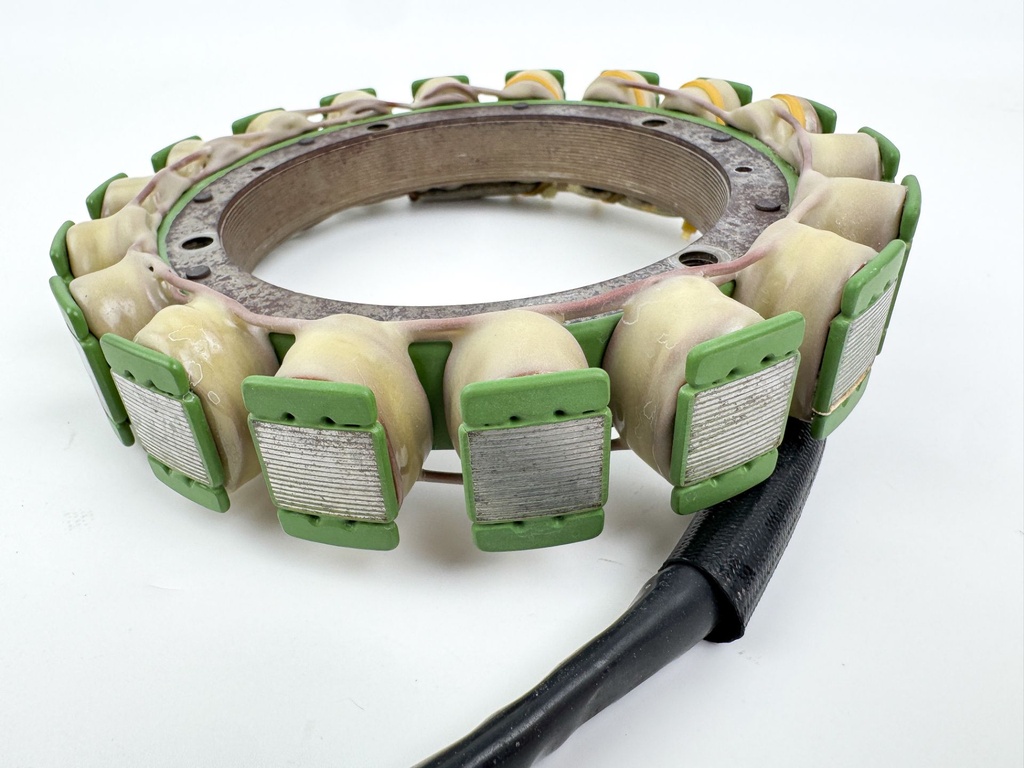 2005 Suzuki 140 HP 4 Stroke Outboard Stator Charging Coil 32120-90J10 OEM