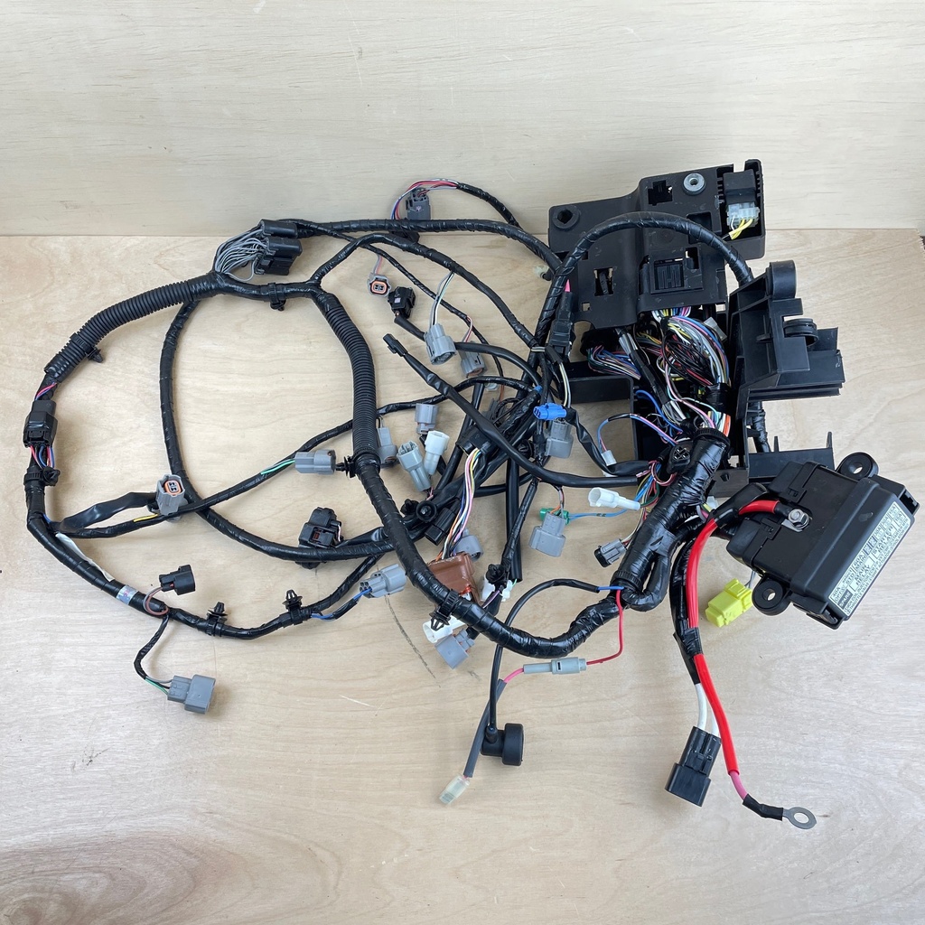 2011 Suzuki DF300 300HP 4 Stroke Outboard Engine Wiring Harness 36610-98J32