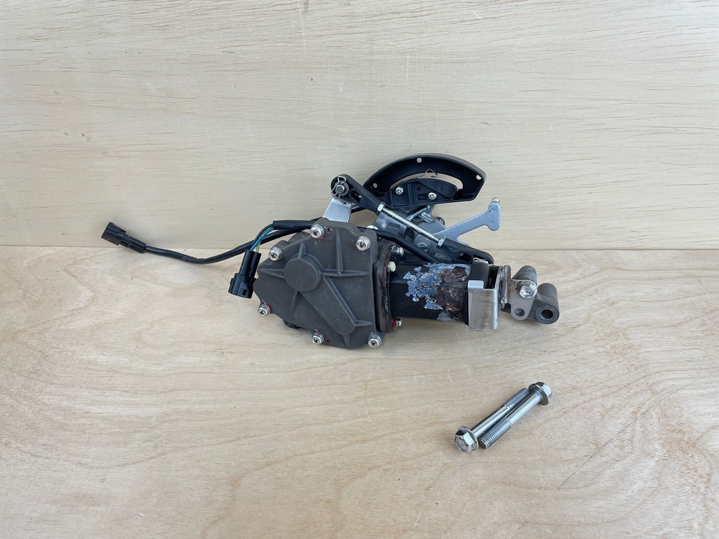 2011 Suzuki DF300 300HP 4 Stroke Outboard Shift Actuator Assembly 38890-98J12