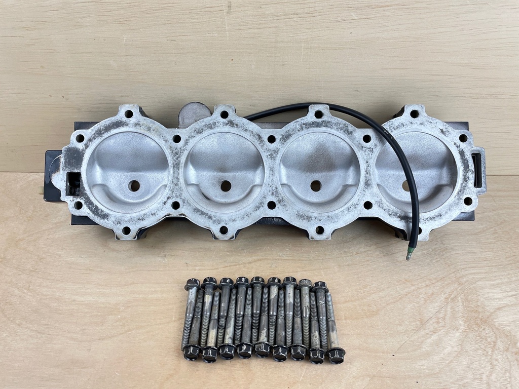 1996 Mercury 120HP Force Outboard 2 Stroke Cylinder Head Assembly F665995