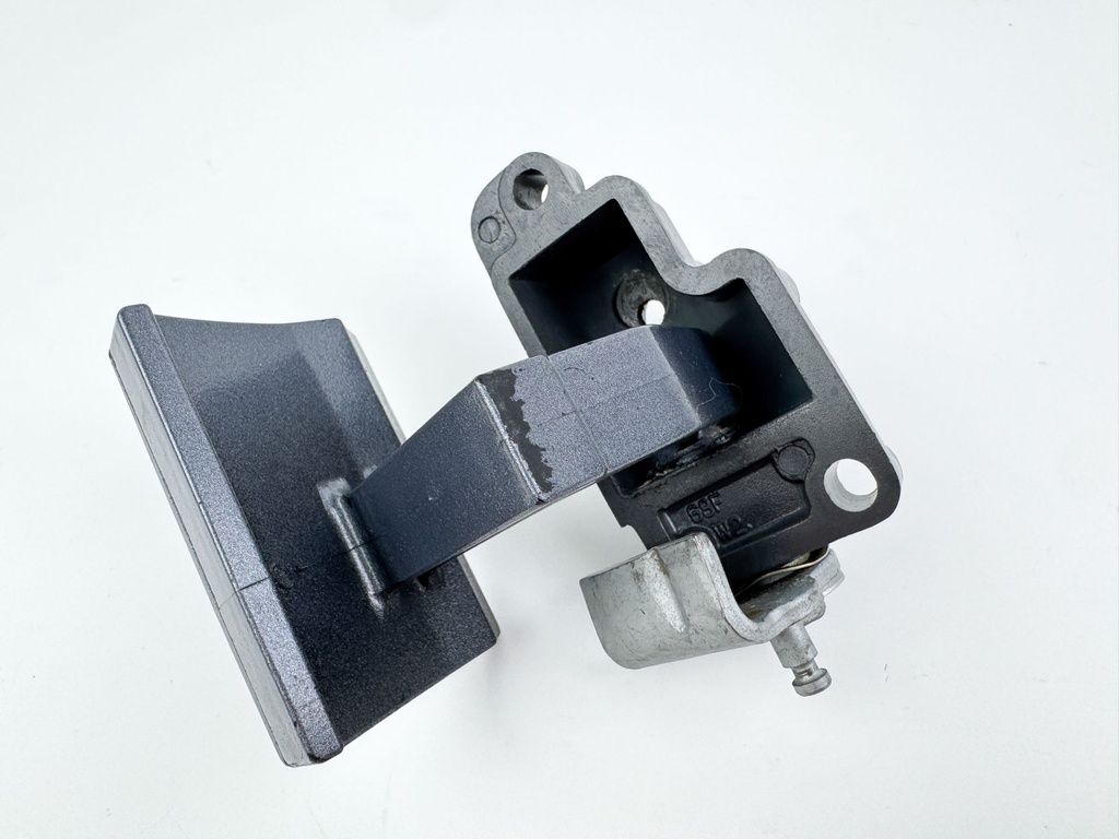 2013 Yamaha 250 HP 4 Stroke Outboard Latch Handle Set 69J-42815-00-8D OEM