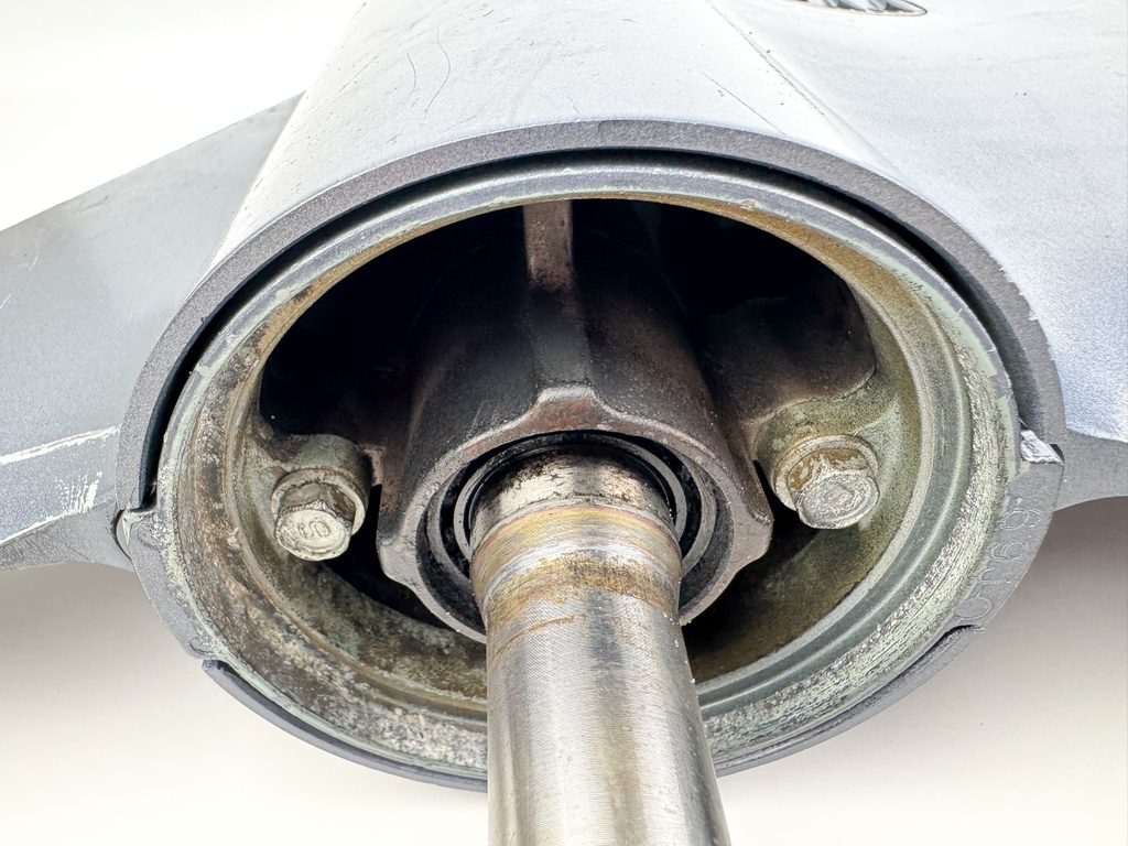 Yamaha 200 225 HP 4 Stroke Outboard 25" XL Lower Unit Gear Case RH 2002-2015