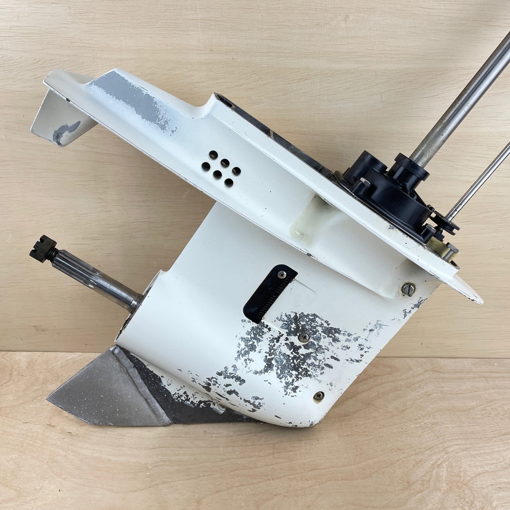 1998 Evinrude Johnson 50HP Outboard 20" Shaft Lower Unit Gearcase Assembly 0435280