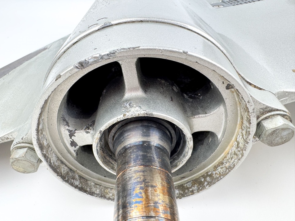 99 - 2006 Honda BF 75 90 HP Outboard 20" Long Lower Unit Gear Case