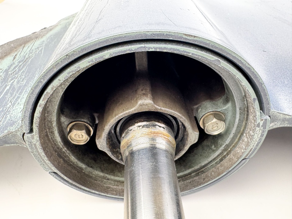 Yamaha 200 225 HP 4 Stroke Outboard 25" XL Lower Unit Counter Left Hand 2002-2015