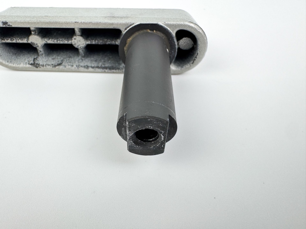 2003 Honda 90 HP 4 Stroke Outboard Latch Handle 63201-ZW1-000ZA OEM