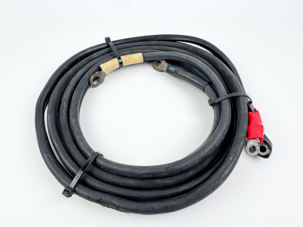 2001 Yamaha 40 HP 4 Stroke Outboard Battery Cables 67C-82105-U0-00 OEM