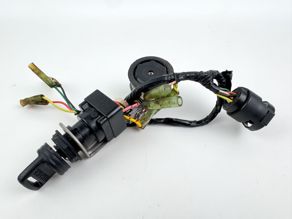 Yamaha Outboard Single Engine Key Switch W/ Key