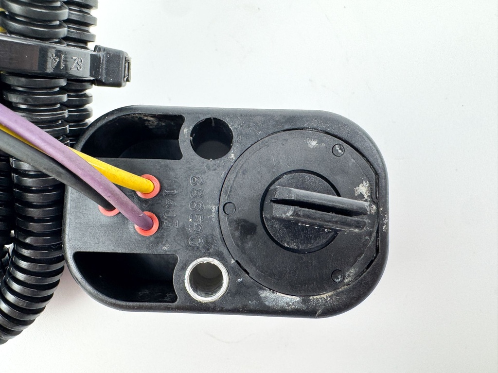 2014 Mercury 300 HP 4 Stroke Outboard Trim Sender Unit Sensor 888590002 OEM