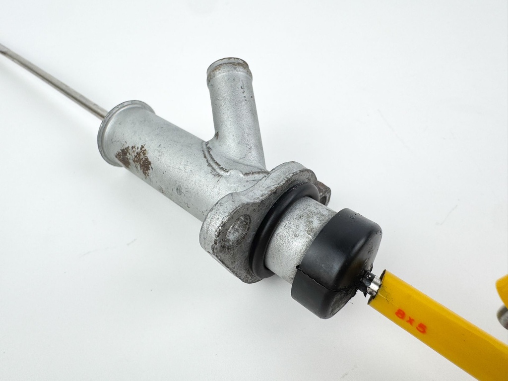 2000 Yamaha 80 HP 4 Stroke Outboard Oil Dipstick 67F-15362-00-00 OEM