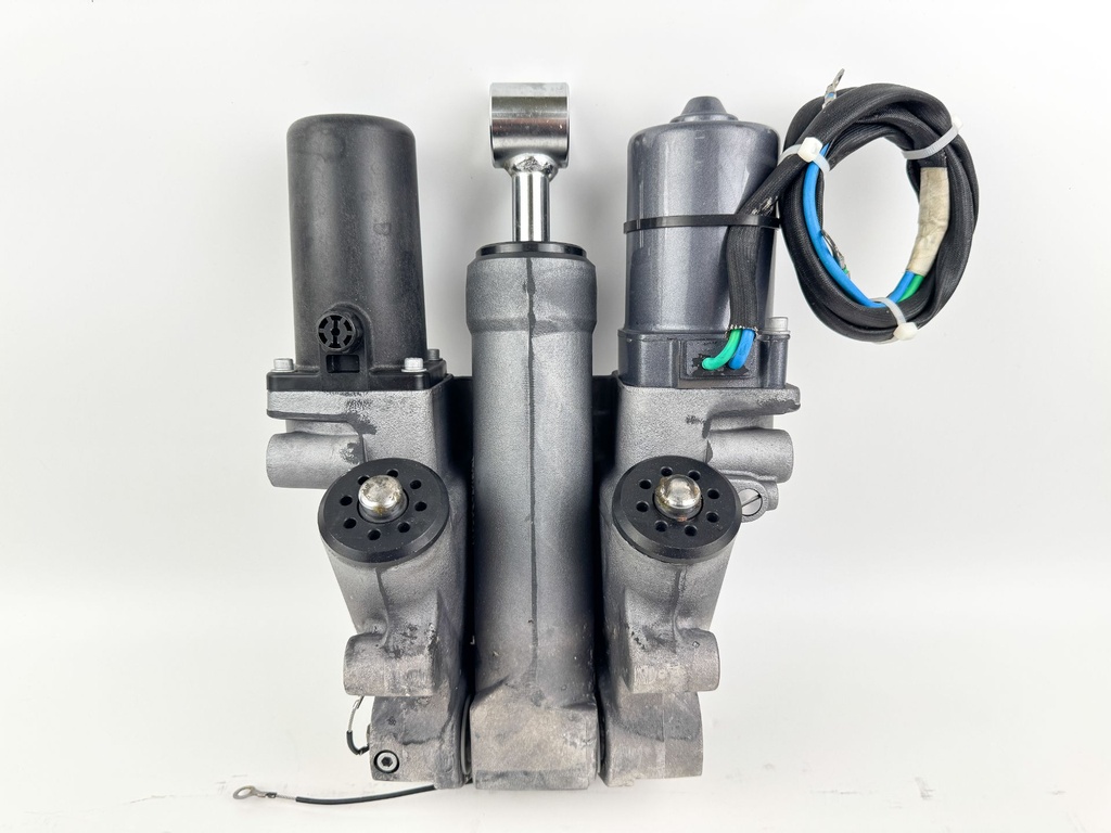 Yamaha V8 F 300 350 HP Outboard Power Trim Tilt Unit 6AW-43800-05-00