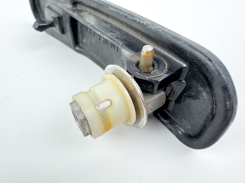 2010 Suzuki 250 HP 4 Stroke Outboard Front Latch Handle 61645-93J00-0EP OEM