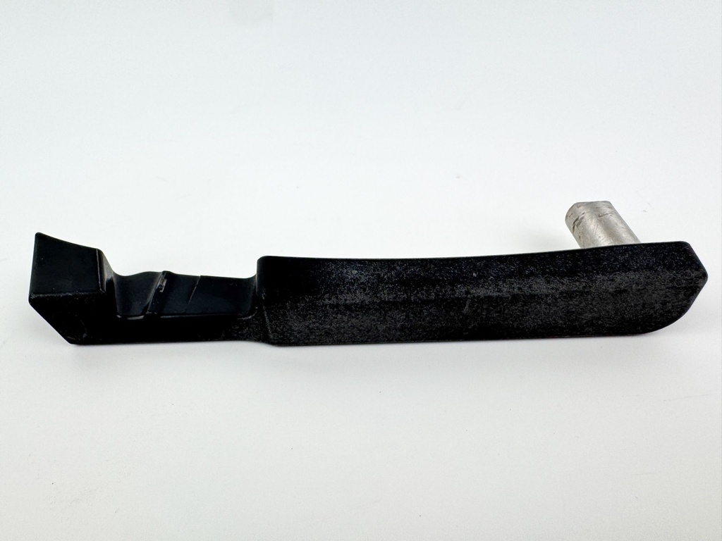 2005 Mercury 50 HP 2 Stroke Outboard Back Latch Handle 823573F1 OEM