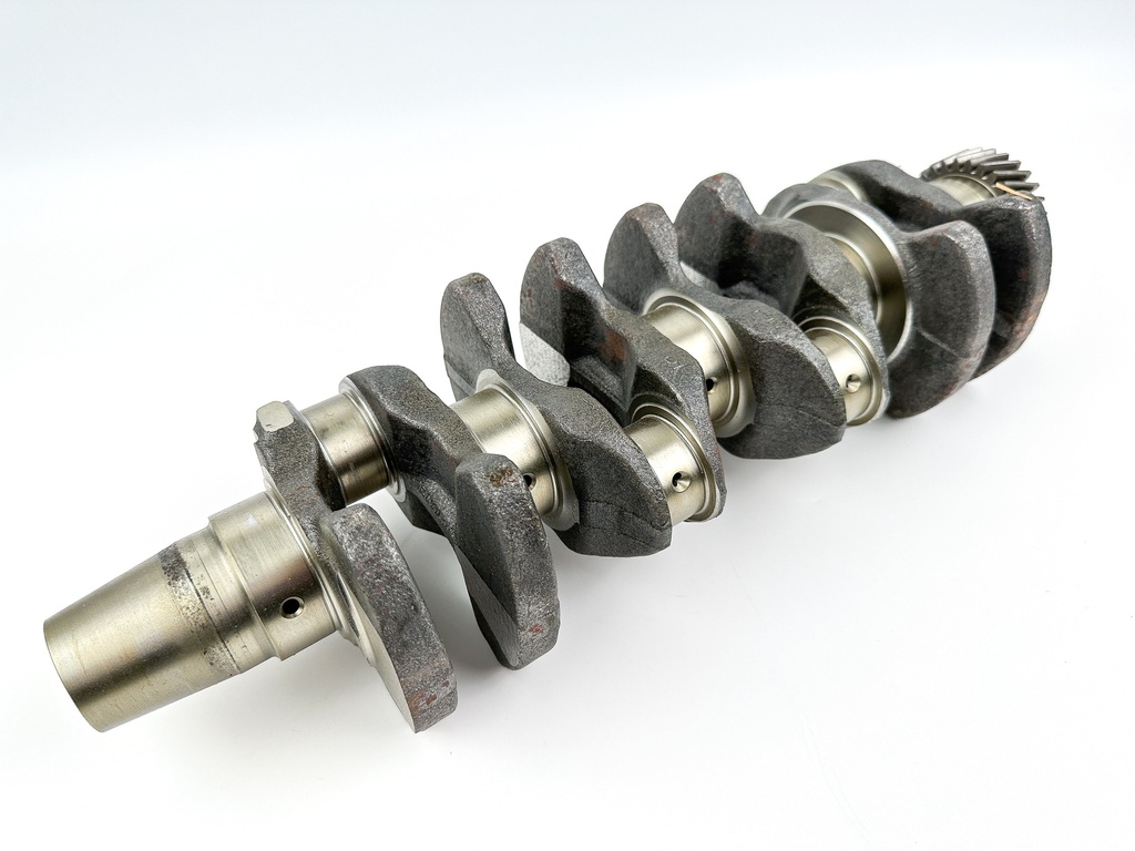 2005 Suzuki 90HP 4 Stroke Outboard Crankshaft Assembly 12220-92J00