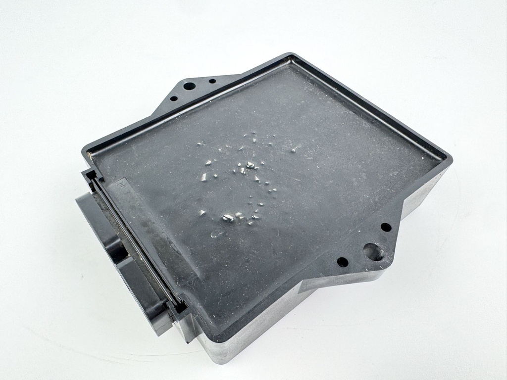 2005 Yamaha 300 HP 2 Stroke Outboard HPDI Engine Control Unit ECU 6D0-8591A-11-00