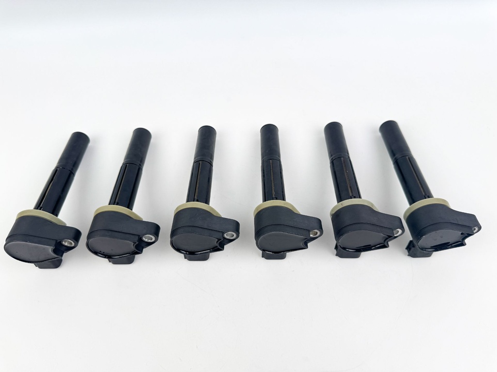 2014 Mercury 300 HP 4 Stroke Outboard Ignition Coil Set 880615T01 OEM