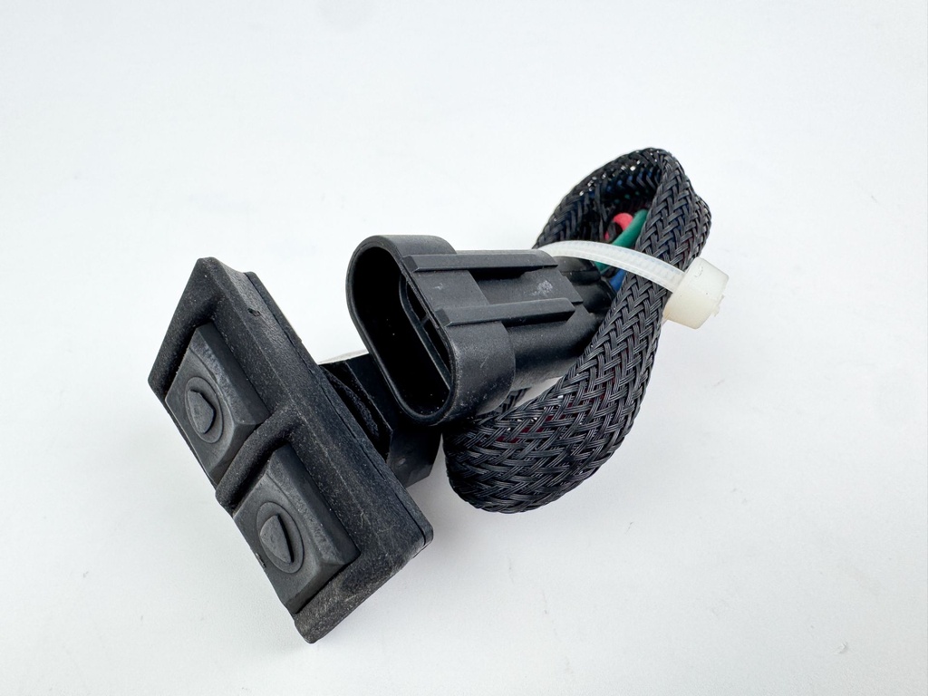 2005 Evinrude 250 HP 2 Stroke Outboard Trim Switch 0586789 OEM