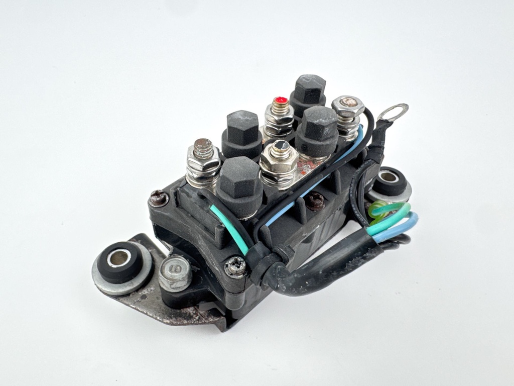 2002 Yamaha 50 HP 4 Stroke Outboard Trim Tilt Relay 6H1-81950-00-00 OEM