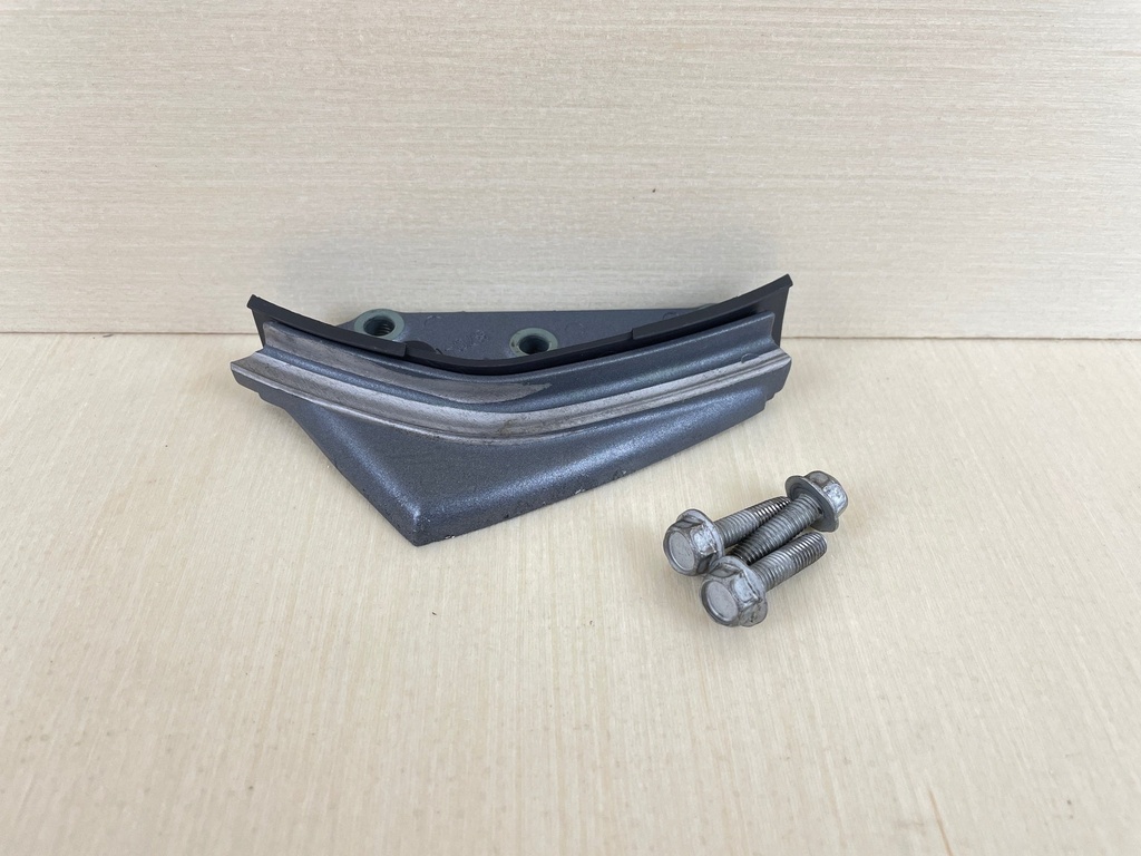 2006 Yamaha 50HP 4 Stroke Outboard Cable Cover Fitting Plate 6C5-42738-00-4D