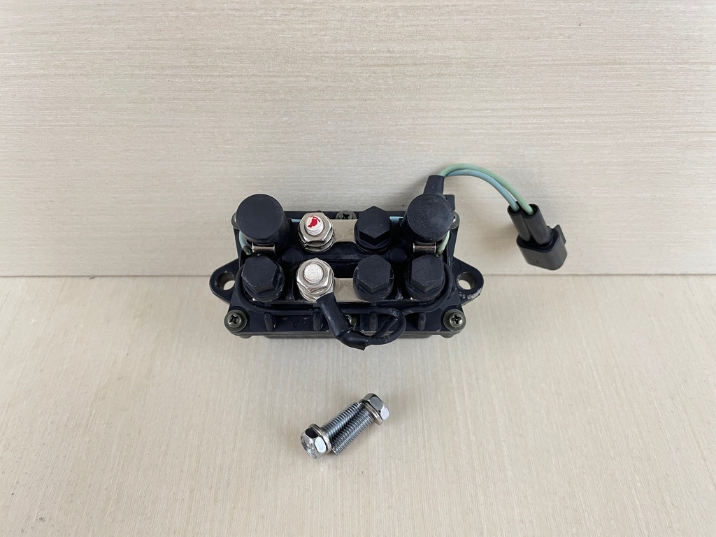 2006 Yamaha 50HP 4 Stroke Outboard Trim & Tilt Relay Assembly 63P-81950-00-00