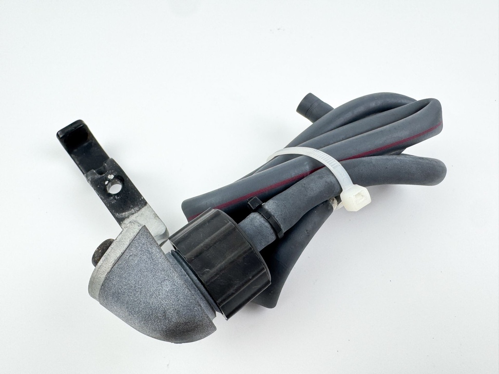 2006 Yamaha 90 HP 4 Stroke Outboard Fresh Water Flush Port 67F-24312-00-00 OEM