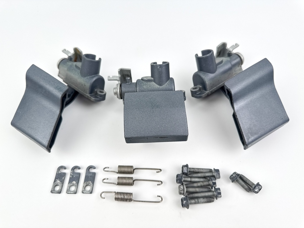 2003 Yamaha 225 HP 4 Stroke Outboard Latch Handle Set 69J-42816-00-8D OEM