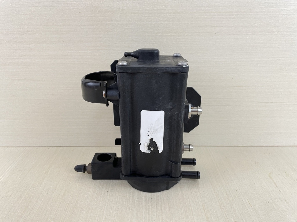 2008 Evinrude 75HP Etec 2 Stroke Outboard Vapor Separator Tank Assembly