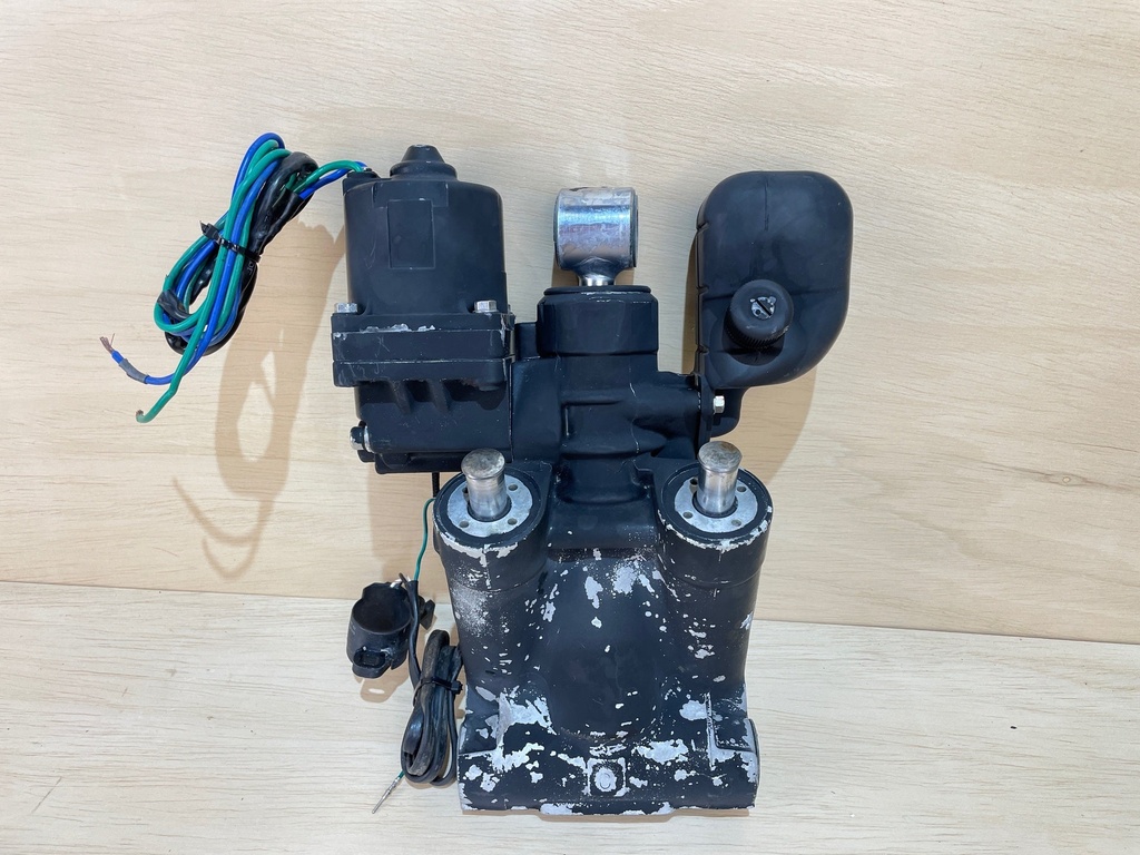 Evinrude Johnson BRP Power Trim & Tilt Unit Assembly 90HP - 300HP