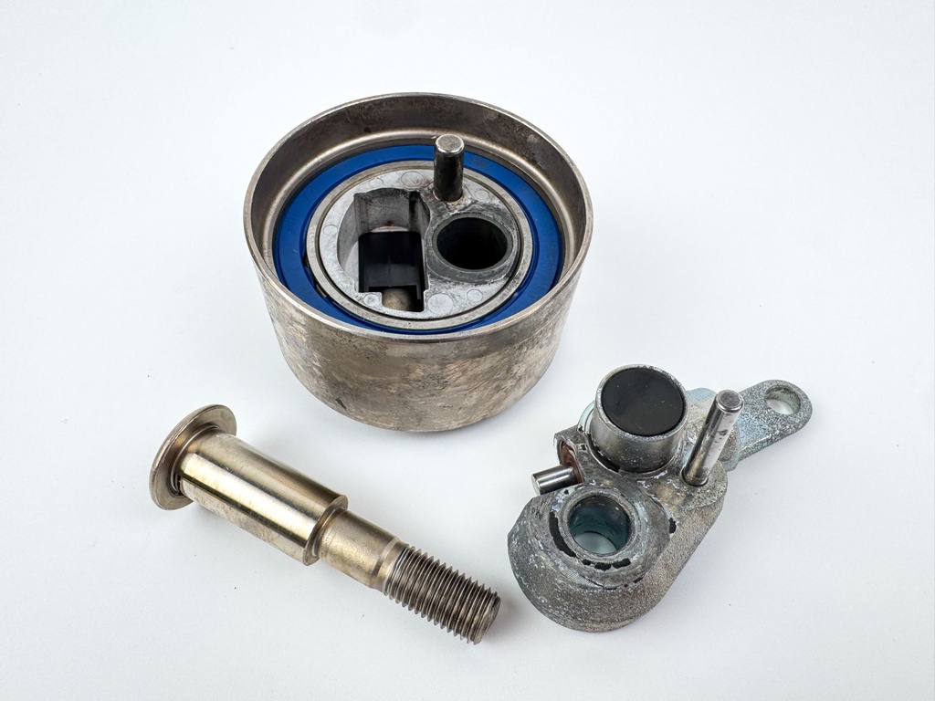 2005 Yamaha 150 HP 4 Stroke Outboard Belt Tensioner 63P-11590-00-00 OEM