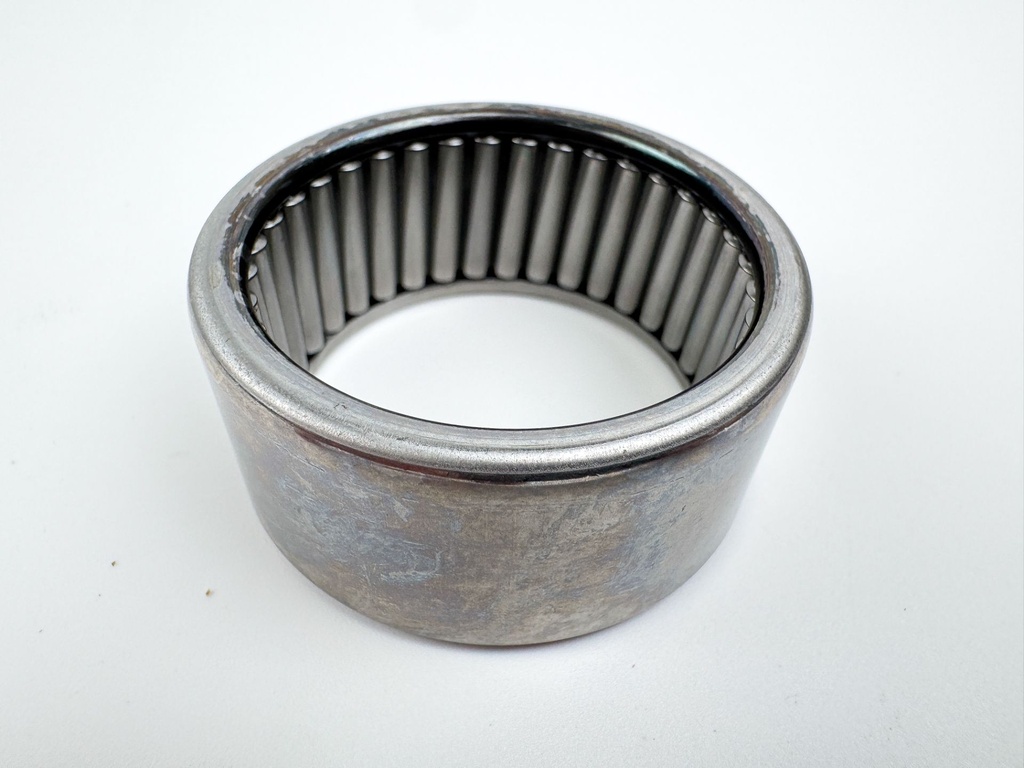 Evinrude Johnson New Old OEM Needle Bearing 382407