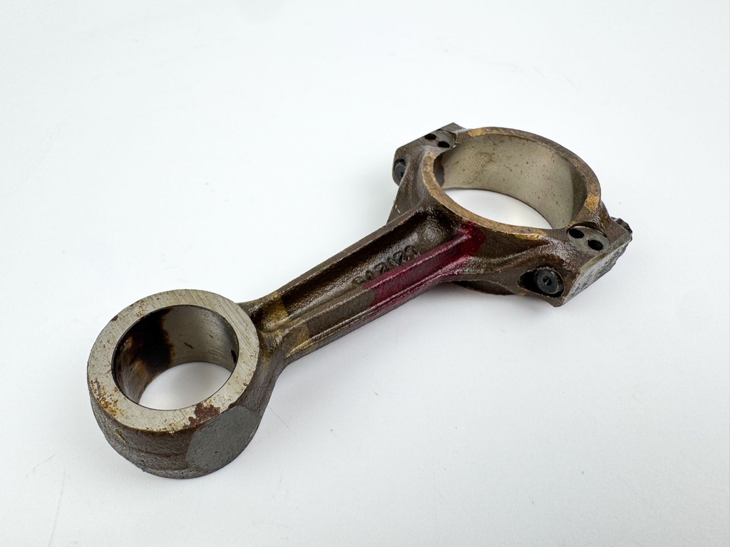 Evinrude Johnson New Old OEM Connecting Rod Assembly 387465