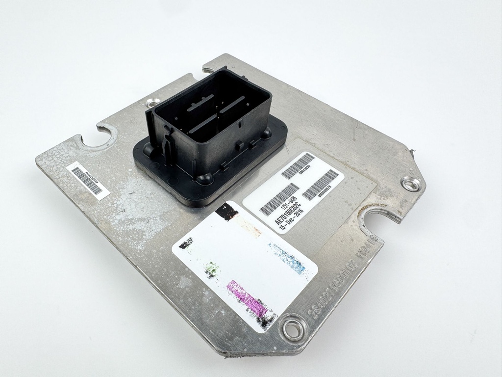 2017 Mercury 150 HP 4 Stroke Outboard Engine Control Unit ECU 8M0057694 PCM ECM