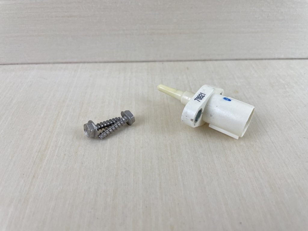 Mercury 90HP 4 Stroke EFI Outboard Temperature Sensor Temp 891663001