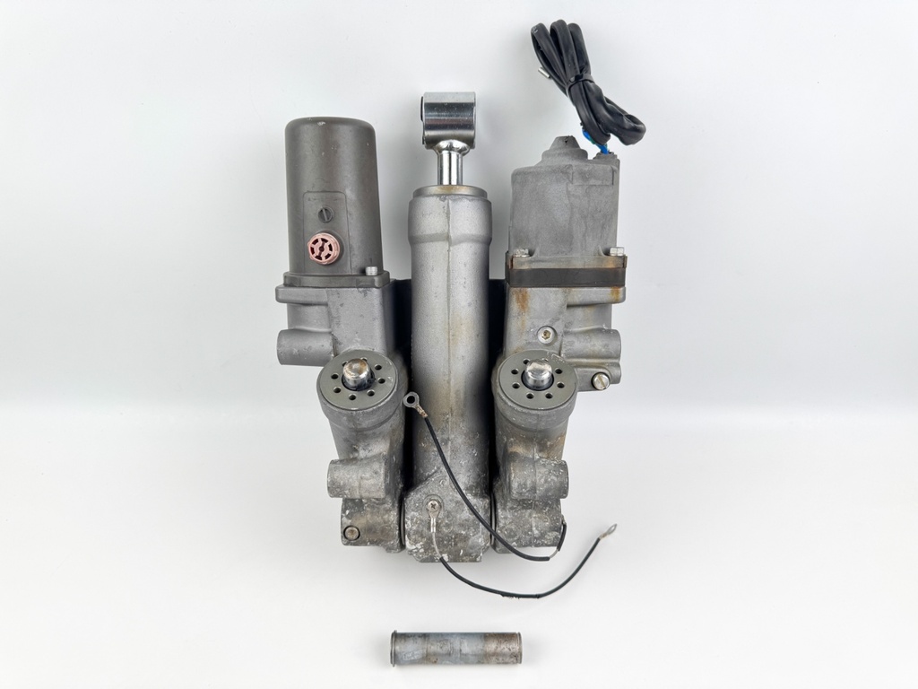 2004 - 2011 SUZUKI 200 225 250 OUTBOARD POWER TRIM & TILT UNIT ASSEMBLY