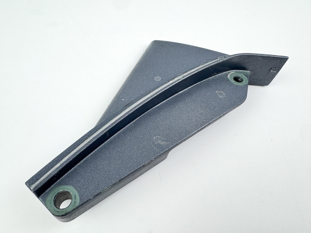 2004 Yamaha 115 HP 4 Stroke Outboard Cable Cover Plate 68V-42738-00-5B OEM