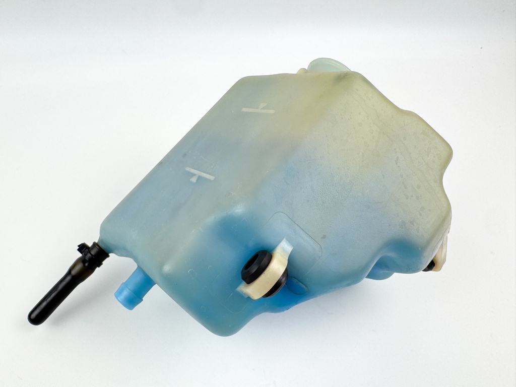 1999 Yamaha 200 HP 2 Stroke Outboard Oil Tank 6E5-21750-05-00 OEM