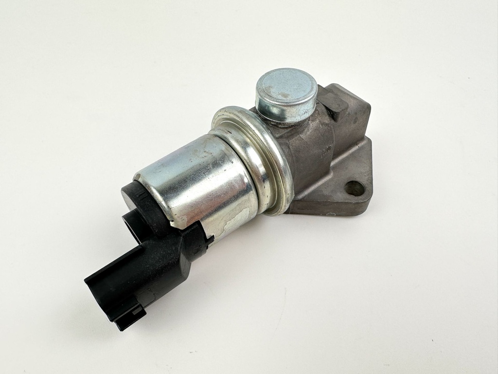 2012 Suzuki 140 HP 4 Stroke Outboard IAC Idle Air Control Valve 18137-77E00 OEM