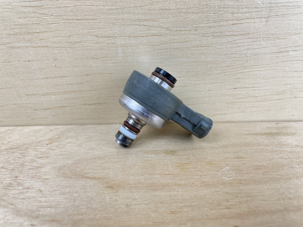 2008 Mercury 225HP ProXs Optimax Outboard Air Injector Gray 8M6001744