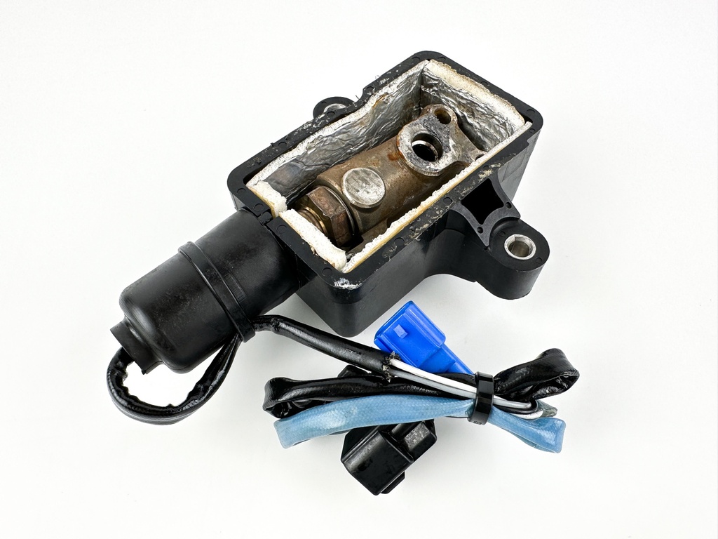 2001 Yamaha 200 HP 2 Stroke Outboard Oxygen Sensor O2 67H-8592A-01-00 OEM