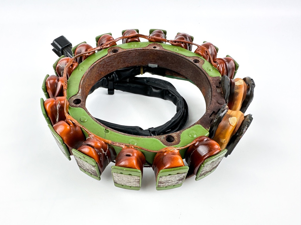 2001 Yamaha 200 HP 2 Stroke Outboard Stator Assembly 61A-85510-02-00 OEM