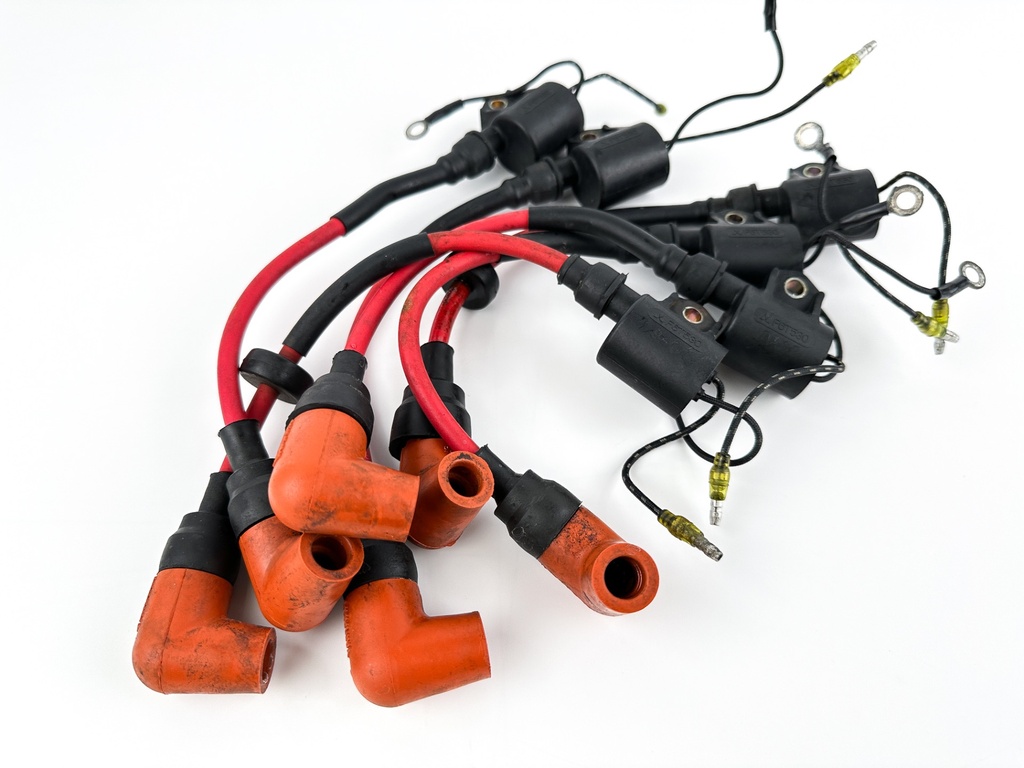 2001 Yamaha 200 HP 2 Stroke Outboard Ignition Coil Set 61A-85570-00-00 OEM