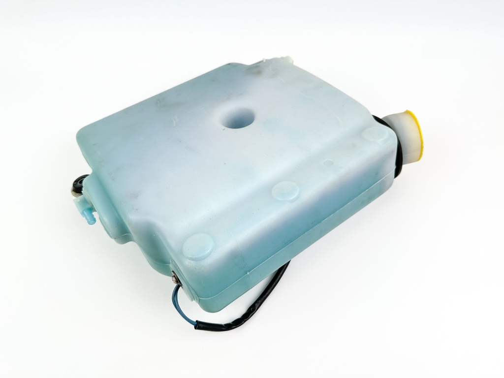 2003 Mercury 90 HP 2 Stroke Outboard Oil Tank 828361A2 OEM