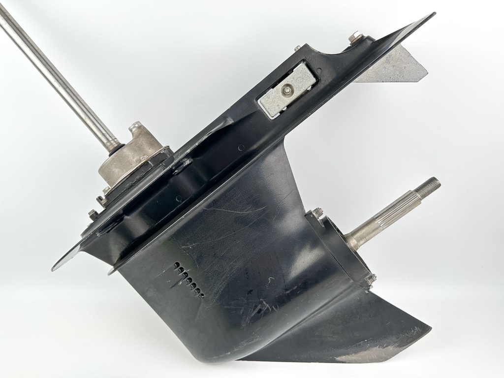 Mercury 75 90 115 125 HP 2 Stroke 20" Long Lower Unit Gear Case 9011J15