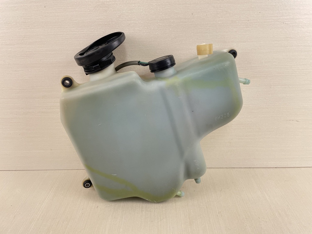 1991 Yamaha 70HP 2 Stroke Outboard Complete Oil Tank Assembly 6H3-21707-06-00