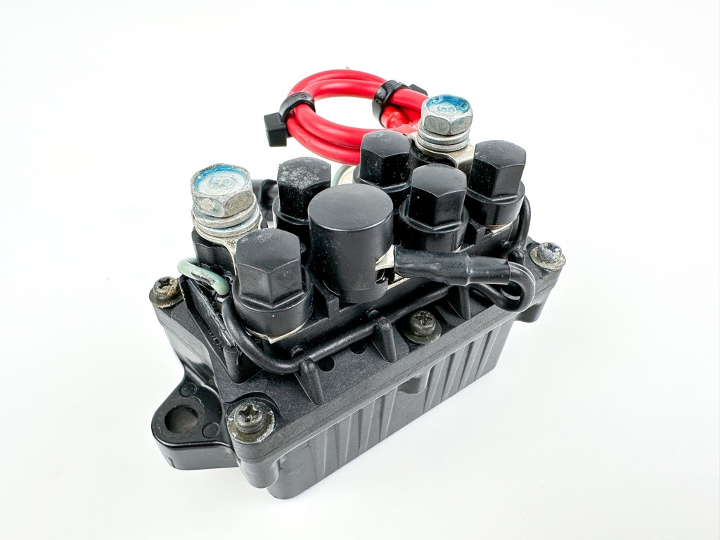 2000 Yamaha 115 HP 4 Stroke Outboard Trim Tilt Relay 68V-8195B-00-00 OEM